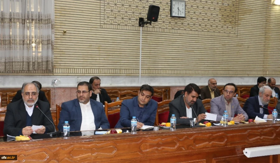 دانشگاه فرهنگیان در تربیت معلم برای نسل های آینده ماموریت بسیار مهم و جدی دارد. 2