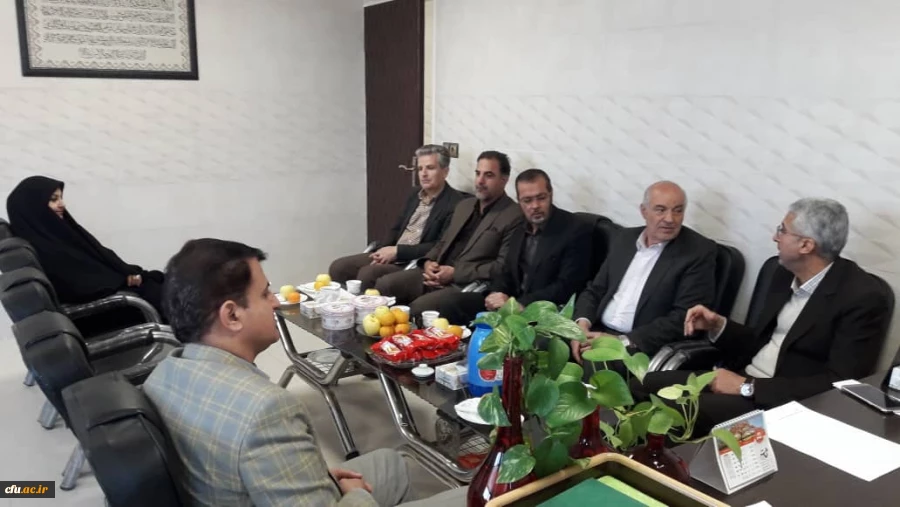 بازدید رییس و مدیر عامل مجمع خیرین از دانشگاه فرهنگیان استان مرکزی 6