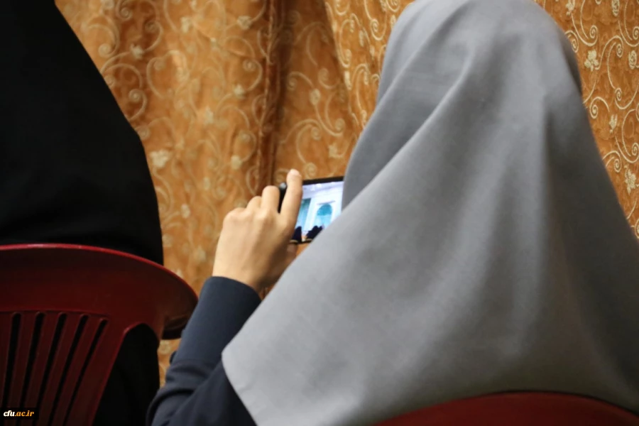 کارگاه آموزشی چگونه زندگی کنیم و از زندگی خود لذت ببریم 8