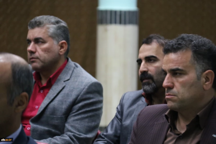 کارگاه آموزشی چگونه زندگی کنیم و از زندگی خود لذت ببریم 10