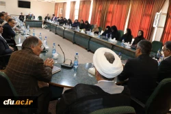 نشست تعاملی کارکنان هیئت علمی و غیر هیئت علمی دانشگاه فرهنگیان استان اصفهان