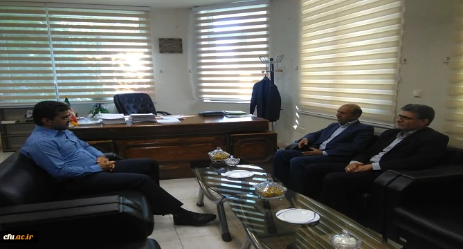 نشست مشترک رئیس دانشگاه فرهنگیان لرستان با مدیرکل راه و شهرسازی استان  2
