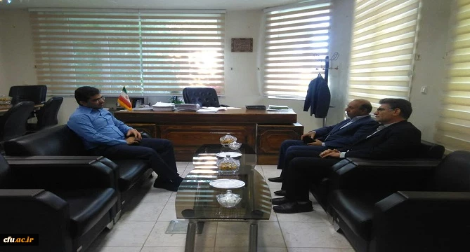نشست مشترک رئیس دانشگاه فرهنگیان لرستان با مدیرکل راه و شهرسازی استان  3