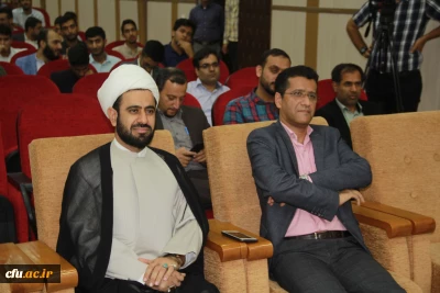 به مناسبت هفته وحدت و میلاد پیام آور وحی  و با حضور علمای تشیع و تسنندر دانشگاه فرهنگیان هرمزگان  برگزار گردید
همایش نقش نخبگان در تقویت وحدت اسلام در گام دوم انقلاب