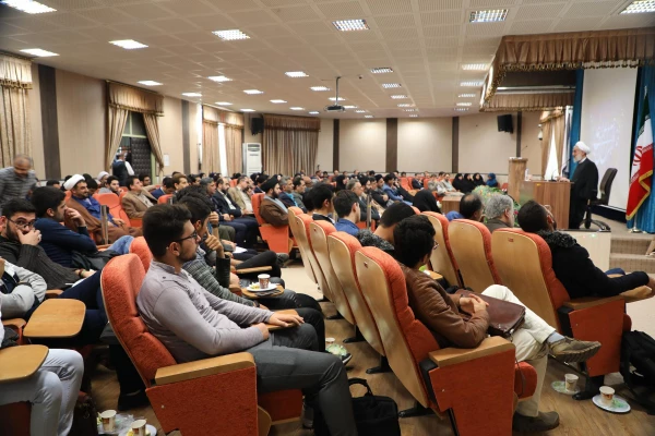 آیت الله صدیقی، امام جمعه موقت تهران 4