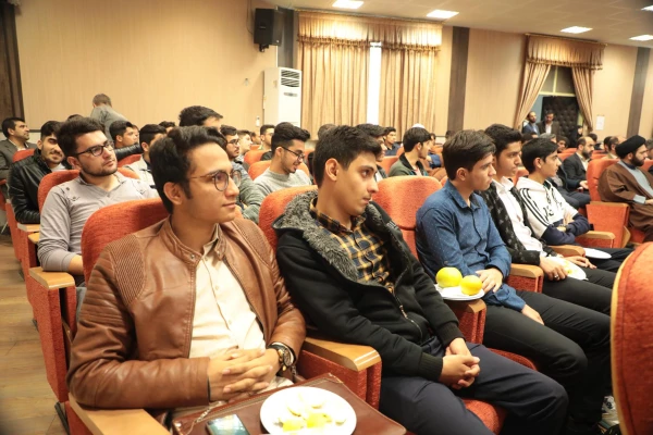 حضرت محمد (ص) بزرگترین مرد جهادِ صلح طلب بود که دارای بصیرت متعالی است 6