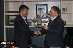 تقدیر از مدیریت امور پردیس های دانشگاه فرهنگیان استان اصفهان