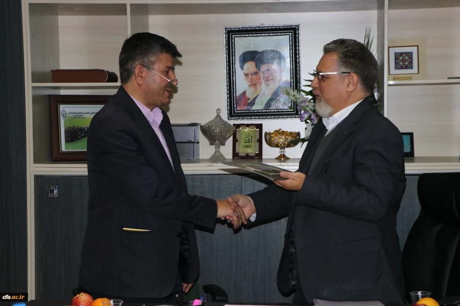 تقدیر از مدیریت امور پردیس های دانشگاه فرهنگیان استان اصفهان