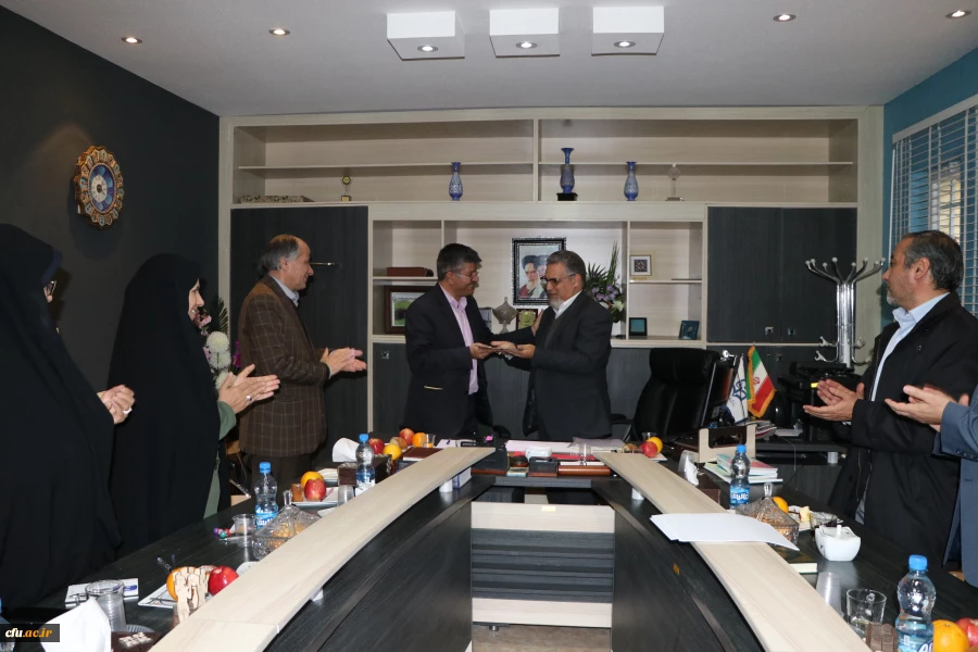 تقدیر از مدیریت امور پردیس های دانشگاه فرهنگیان استان اصفهان