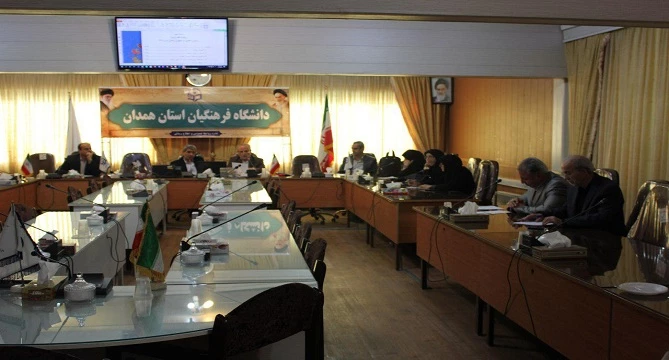 دوره ی بالندگی حرفه ای با موضوع آشنایی با سند تحول در نظام تعلیم و تربیت ویژه اعضای هیات علمی دانشگاه فرهنگیان همدان 3