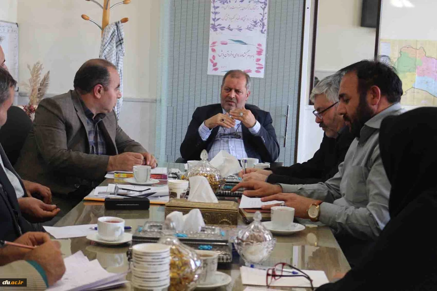 اولین نشست شورا آموزشی، پژوهشی و تحصیلات تکمیلی بر اساس ساختار جدید تشکیل شورای های استانی دانشگاه فرهنگیان، در مدیریت امور پردیس های خراسان شمالی برگزار شد. 2