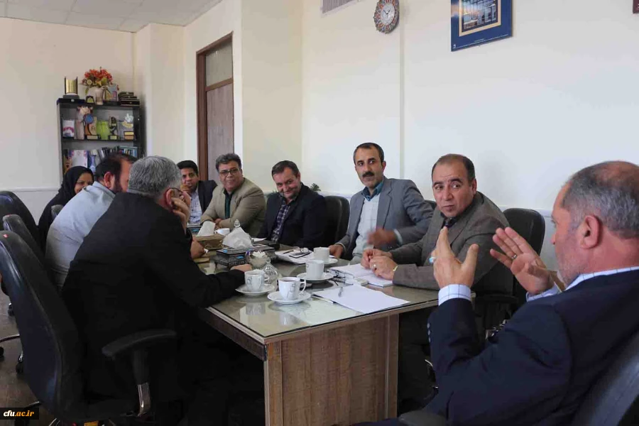 اولین نشست شورا آموزشی، پژوهشی و تحصیلات تکمیلی بر اساس ساختار جدید تشکیل شورای های استانی دانشگاه فرهنگیان، در مدیریت امور پردیس های خراسان شمالی برگزار شد. 3