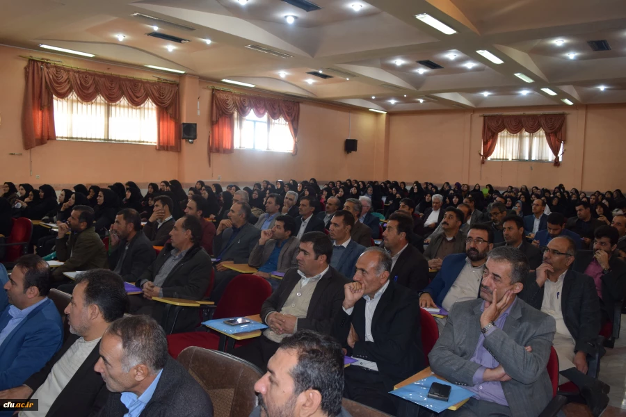 برگزاری دومین نشست مشترک مدیران ،معلمان راهنما و استادان درس کارورزی دانشگاه فرهنگیان استان چهارمحال و بختیاری 10