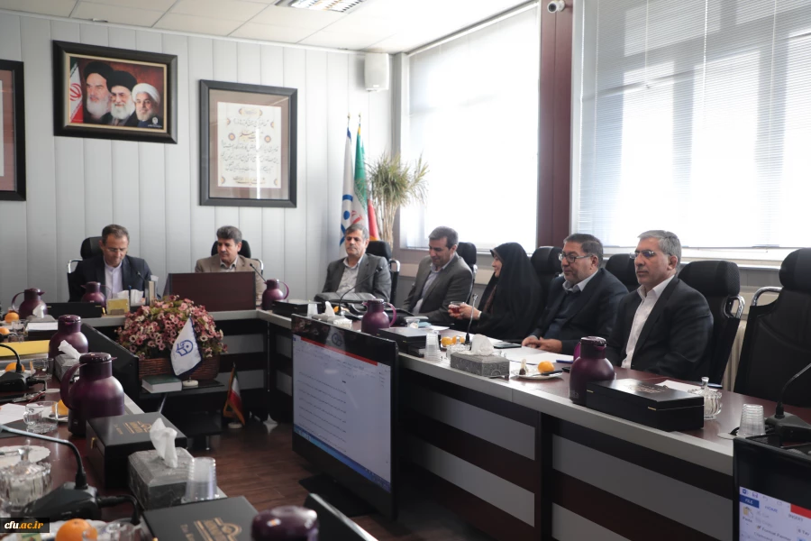 بیست و سومین نشست شورای تخصصی نشر دانشگاه با محوریت هفته کتاب برگزار شد
 4