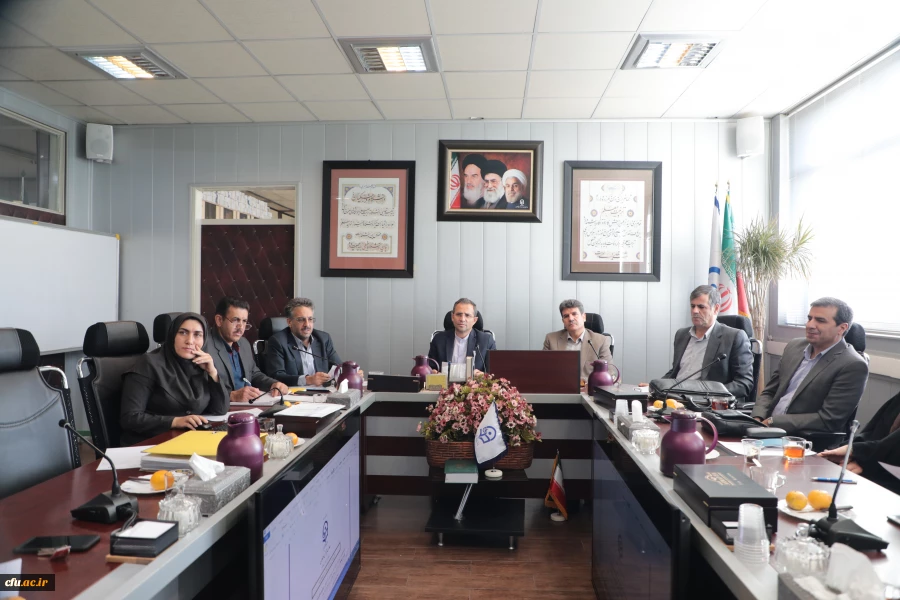 بیست و سومین نشست شورای تخصصی نشر دانشگاه با محوریت هفته کتاب برگزار شد
 5