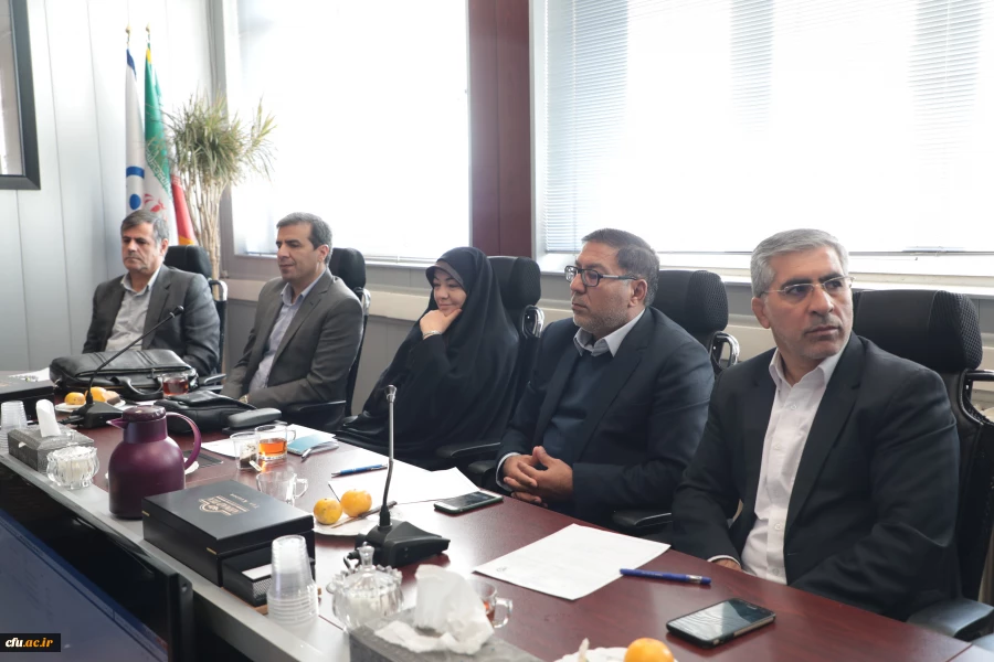 بیست و سومین نشست شورای تخصصی نشر دانشگاه با محوریت هفته کتاب برگزار شد
 6