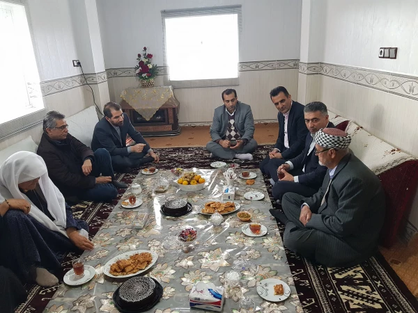 سرپرست دانشگاه فرهنگیان گلستان با خانواده شهید یوسف پرنیان دیدار کرد 4