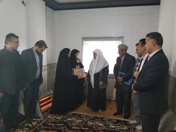 سرپرست دانشگاه فرهنگیان گلستان با خانواده شهید یوسف پرنیان دیدار کرد 6سرپرست دانشگاه فرهنگیان گلستان با خانواده شهید یوسف پرنیان دیدار کرد 7