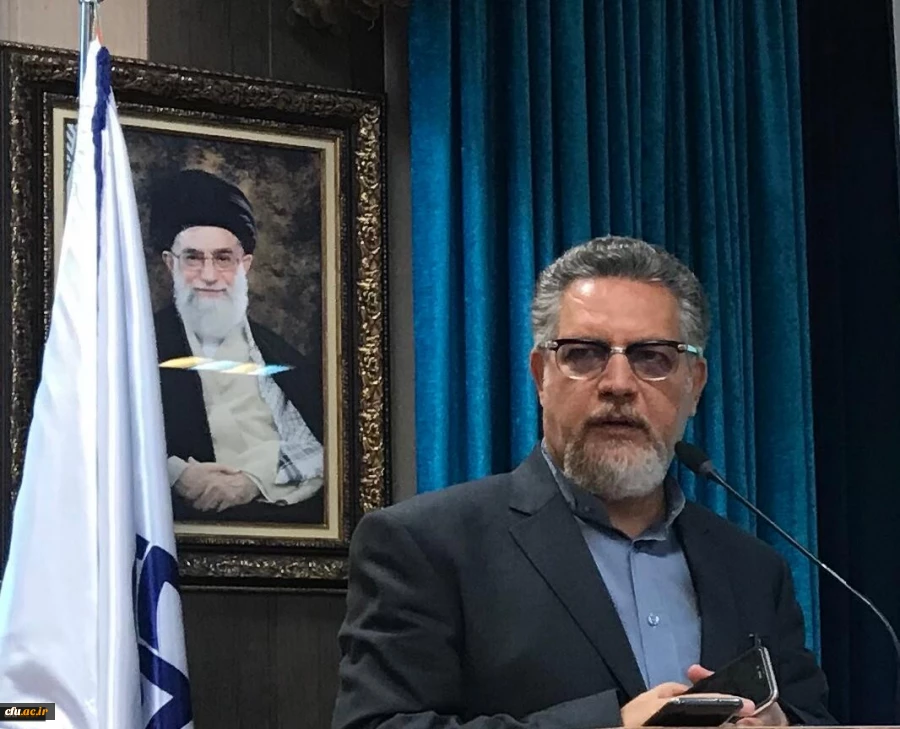 توسعه نظام تعلیم و تربیت نیازمند معلمانی تحلیل گر است 2