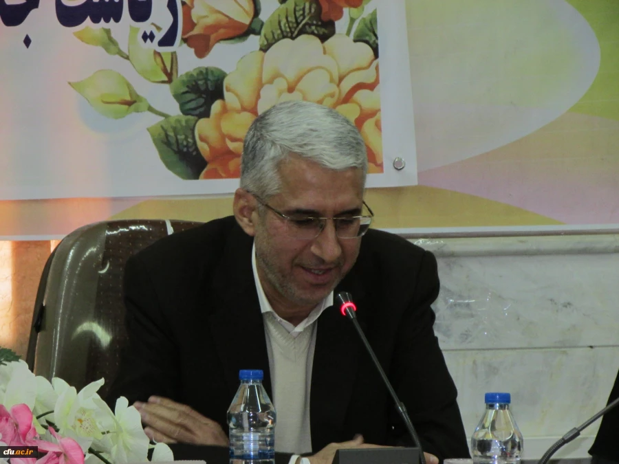 توسعه نظام تعلیم و تربیت نیازمند معلمانی تحلیل گر است 7