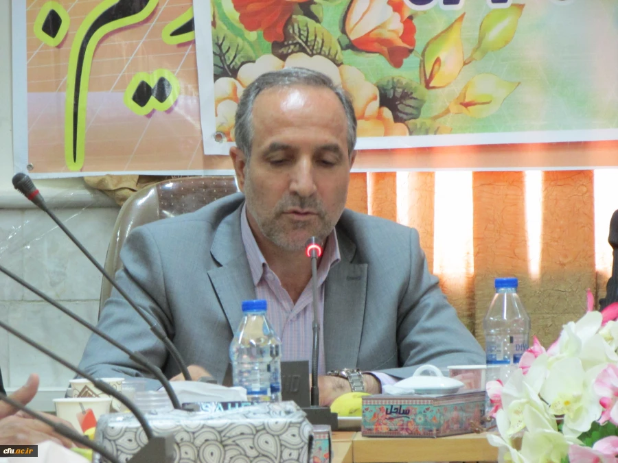 توسعه نظام تعلیم و تربیت نیازمند معلمانی تحلیل گر است 8