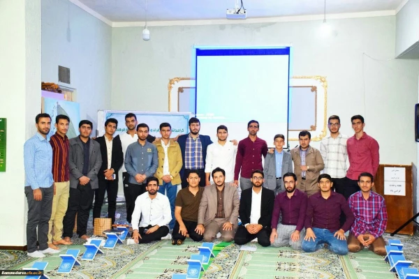 برگزاری محفل انس با قرآن در دانشگاه فرهنگیان استان ایلام