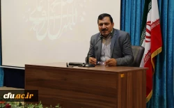  تحلیل اطلاعات در روزگار تحمیل اطلاعات و توجیه جوانان مهمترین کار است
 3