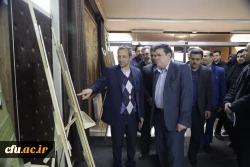 برگزاری نمایشگاه کاریکاتور با موضوع کتاب با حضور دکتر خنیفر در سازمان مرکزی دانشگاه 11