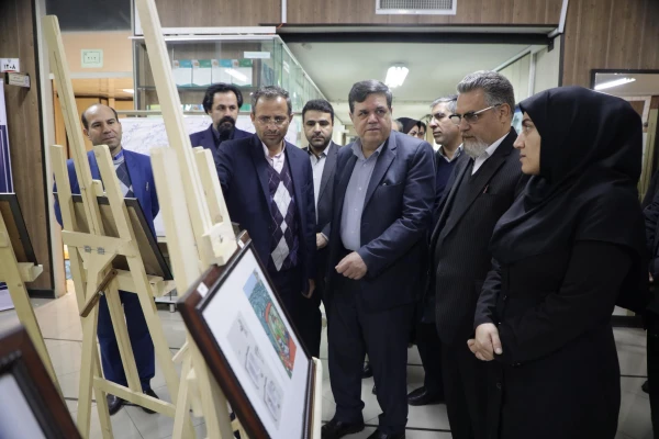 برگزاری نمایشگاه کاریکاتور با موضوع کتاب با حضور دکتر خنیفر در سازمان مرکزی دانشگاه
 5