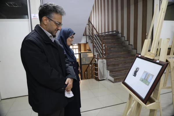 برگزاری نمایشگاه کاریکاتور با موضوع کتاب با حضور دکتر خنیفر در سازمان مرکزی دانشگاه
 35