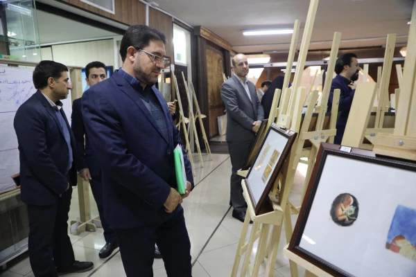 برگزاری نمایشگاه کاریکاتور با موضوع کتاب با حضور دکتر خنیفر در سازمان مرکزی دانشگاه
 37