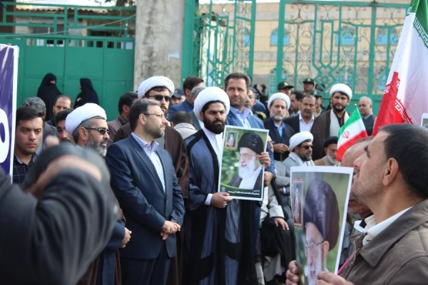 حضور دانشگاهیان دانشگاه فرهنگیان استان لرستان در راهپیمایی عظیم مردمی در جهت محکوم کردن برخی اغتشاشات اخیر در کشور 6