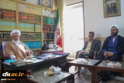 دیدار دکتر محمدی معاون فرهنگی و اجتماعی دانشگاه فرهنگیان با آیت الله ناصری نماینده ولی فقیه و امام جمعه یزد 4
