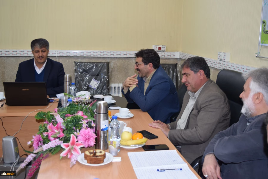 تشکیل اولین جلسه شعبه استانی بنیاد خیرین حامی دانشگاه فرهنگیان استان چهارمحال و بختیاری و هشتمین هیات مدیره بنیاد در کشور 3