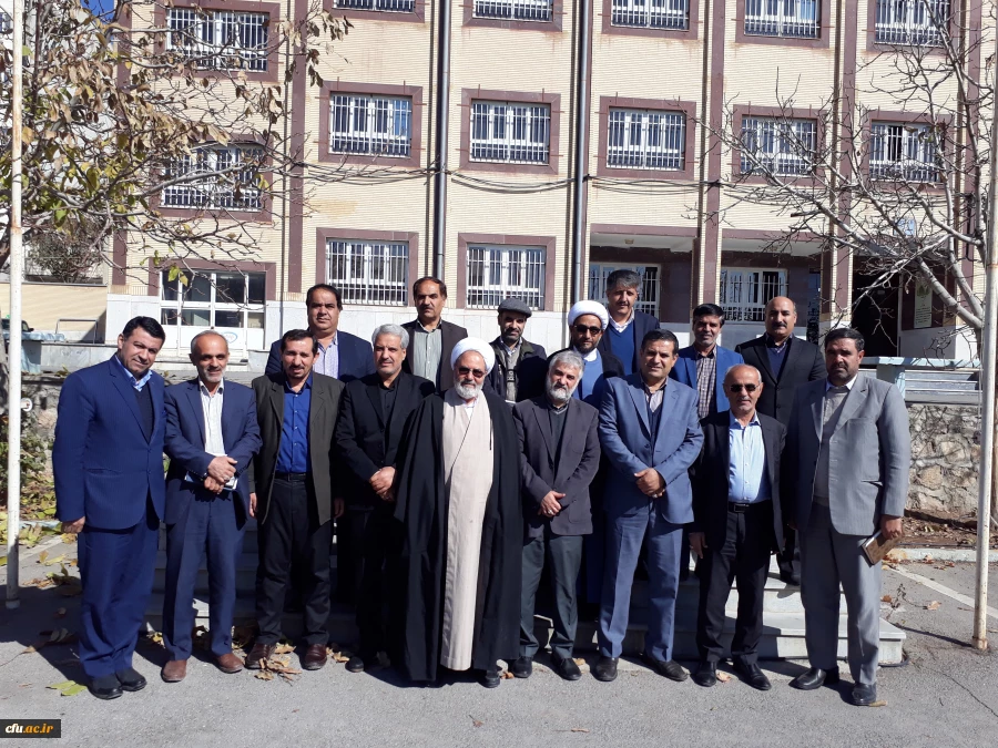 تشکیل اولین جلسه شعبه استانی بنیاد خیرین حامی دانشگاه فرهنگیان استان چهارمحال و بختیاری و هشتمین هیات مدیره بنیاد در کشور 12