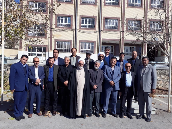 تشکیل اولین جلسه شعبه استانی بنیاد خیرین حامی دانشگاه فرهنگیان استان چهارمحال و بختیاری و هشتمین هیات مدیره بنیاد در کشور 13