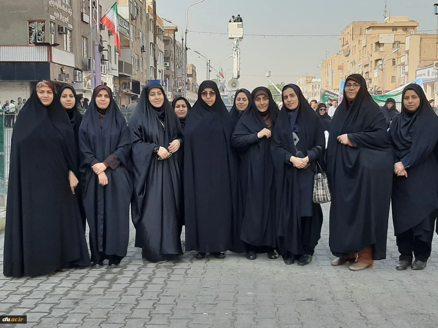 حضور سرپرست مدیریت امور پردیس های استان خوزستان در مراسم راهپیمایی حمایت از اقتدار و امنیت کشور