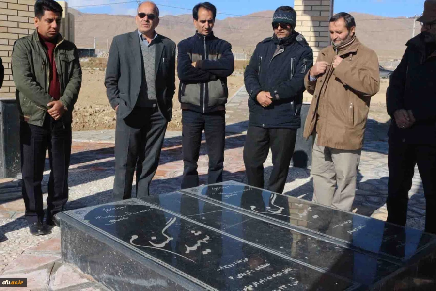 در هفته گرامیداشت بسیج انجام شد.

حضور کارکنان دانشگاه فرهنگیان خراسان شمالی در گلزار شهداء گمنام 2