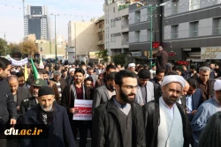 راهپیمایی مسئولین اساتید ودانشجویان دانشگاه فرهنگیان استان به همراه مردم انقلابی وهمیشه درصحنه قزوین علیه اغتشاش گران وآشوبگران واربابان آنها 3