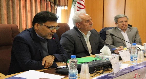 وظیفه دانشگاه فرهنگیان در حوزه تربیتی و تحقق سند تحول بنیادین است. 4