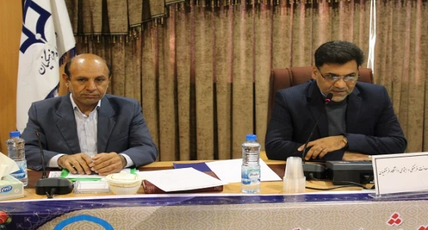 وظیفه دانشگاه فرهنگیان در حوزه تربیتی و تحقق سند تحول بنیادین است. 5