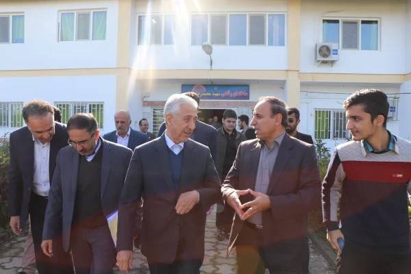 دیدار دکتر منصور غلامی وزیرمحترم علوم با دکتر اسلامی راد سرپرست دانشگاه فرهنگیان مازندران و بازدید از مرکز شهید مطهری نوشهر 6