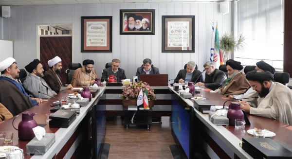 نماز به دانشجومعلمان بصیرت می دهد 2