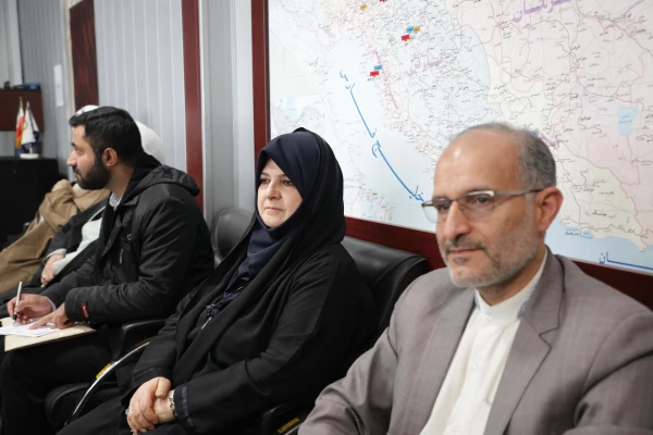 نماز به دانشجومعلمان بصیرت می دهد 10