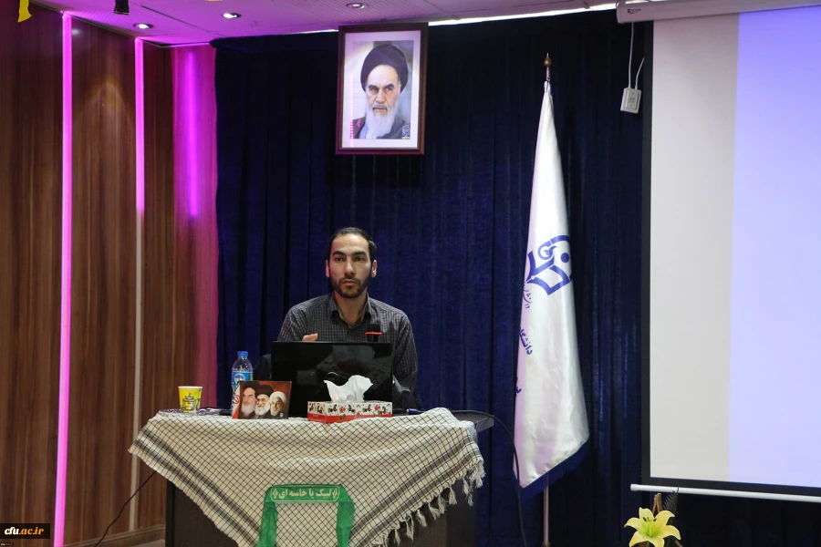 همایش تبیین بیانیه گام دوم انقلاب اسلامی به همت کانون فرهنگی جهاد علمی و بسیج دانشجویی پردیس برگزار شد. 5