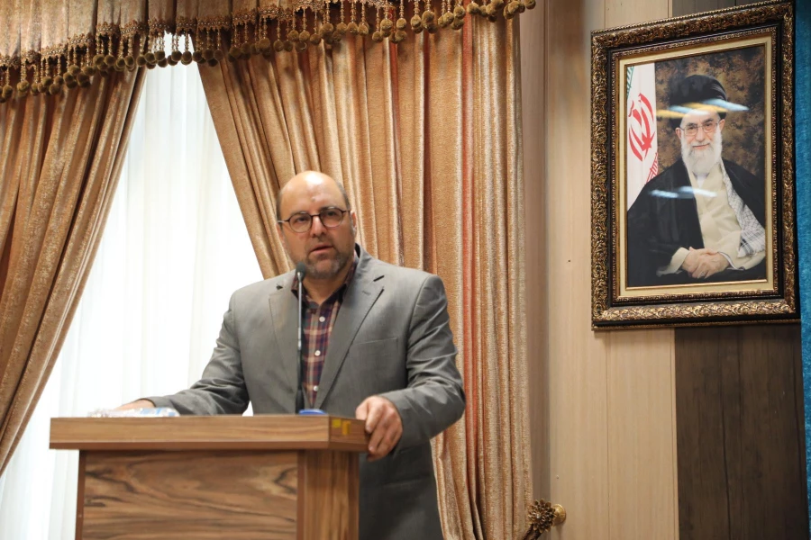 معلم یک مدیر آموزشی قوی است 3