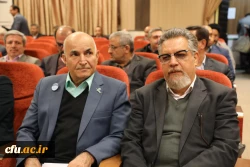 معلم یک مدیر آموزشی قوی است 4