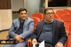 معلم یک مدیر آموزشی قوی است 9