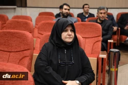 معلم یک مدیر آموزشی قوی است 11