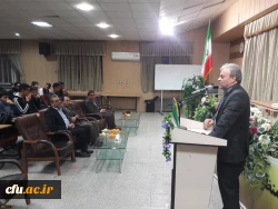 نشست دانشجومعلمان پردیس شهید باهنر بیرجند با مسئولان هسته گزینش استان خراسان جنوبی
مدیر هسته گزینش خراسان جنوبی:رعایت شئونات معلمی تفاوت ممتاز دانشجو معلمان با دانشجویان سایر دانشگاه ها 3